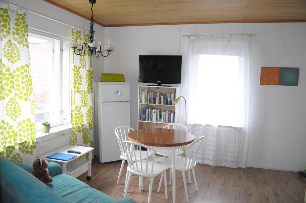 Apartment Hotel Kuukkarin Kortteeri Pori Esterno foto